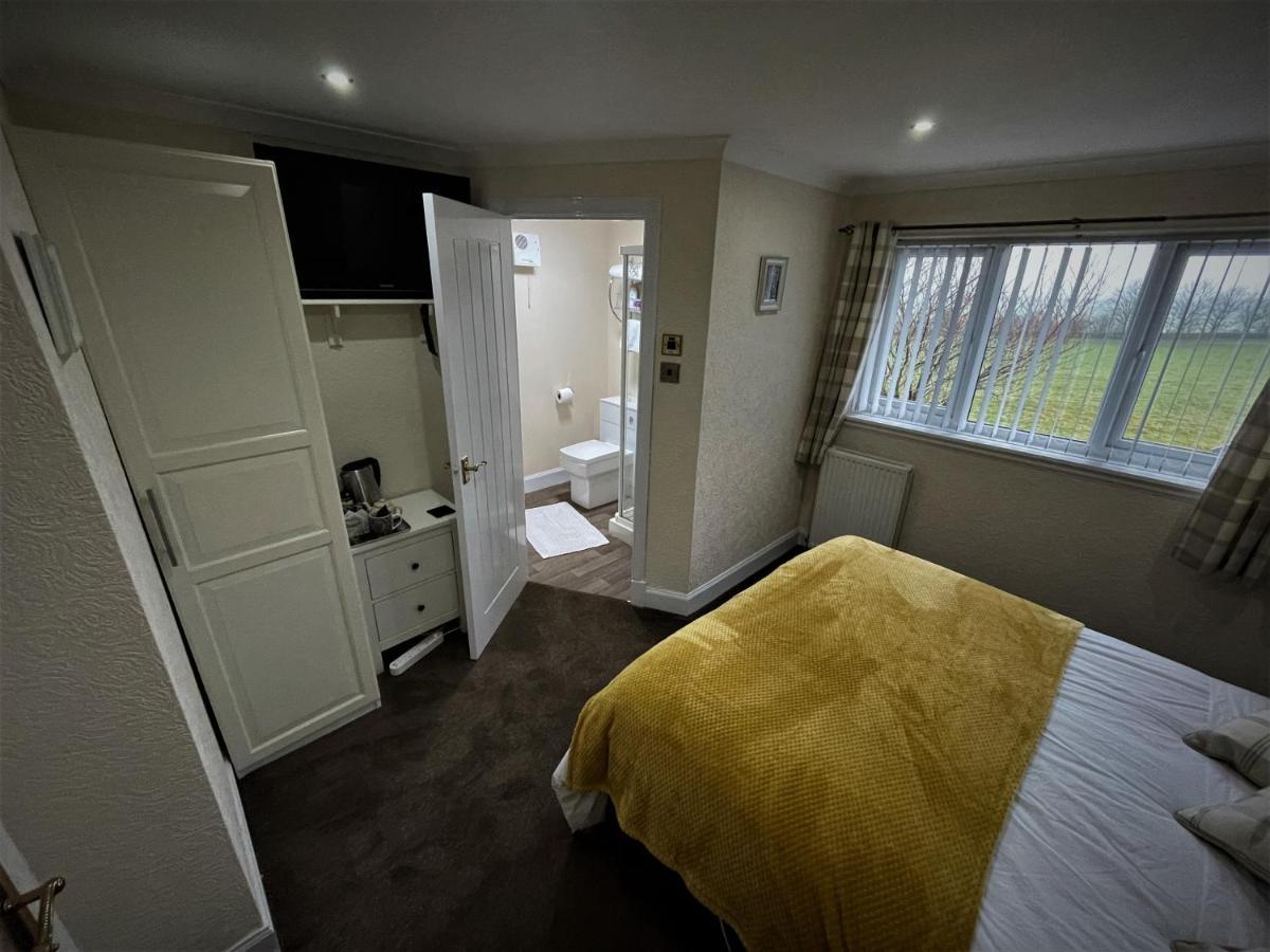 Southpark House Гостевой дом 4*